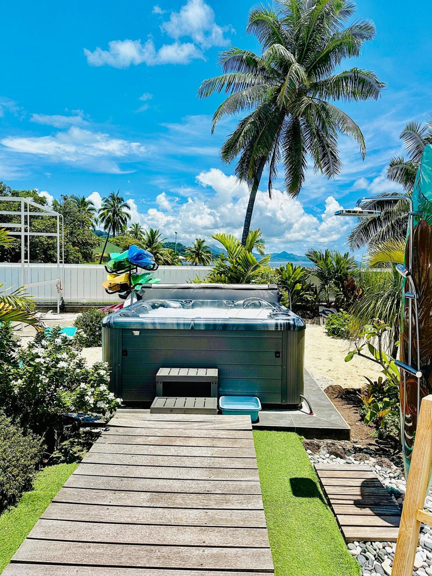 Pension Irivai, Appartement Uo Uo 3 Chambres Vue Mer อุตูโรอา ภายนอก รูปภาพ