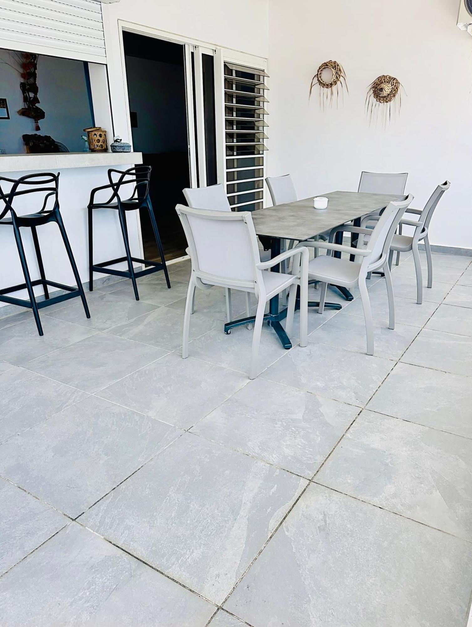 Pension Irivai, Appartement Uo Uo 3 Chambres Vue Mer อุตูโรอา ภายนอก รูปภาพ