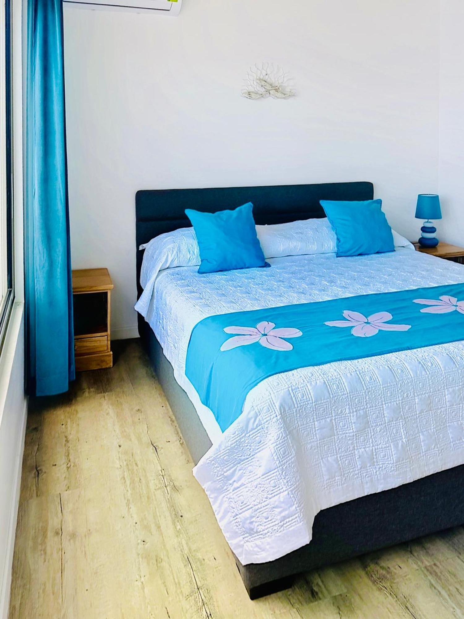 Pension Irivai, Appartement Uo Uo 3 Chambres Vue Mer อุตูโรอา ภายนอก รูปภาพ